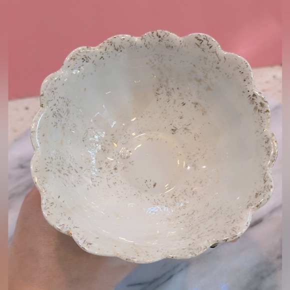 VTG Bone China Porcelain Flowers Compote Bowl Stand with Antique Ladies Hand - Picture 7 of 9